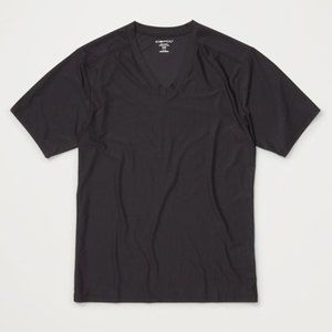 Exofficio Men's Give-N-Go 2.0 Black V-Neck Tee